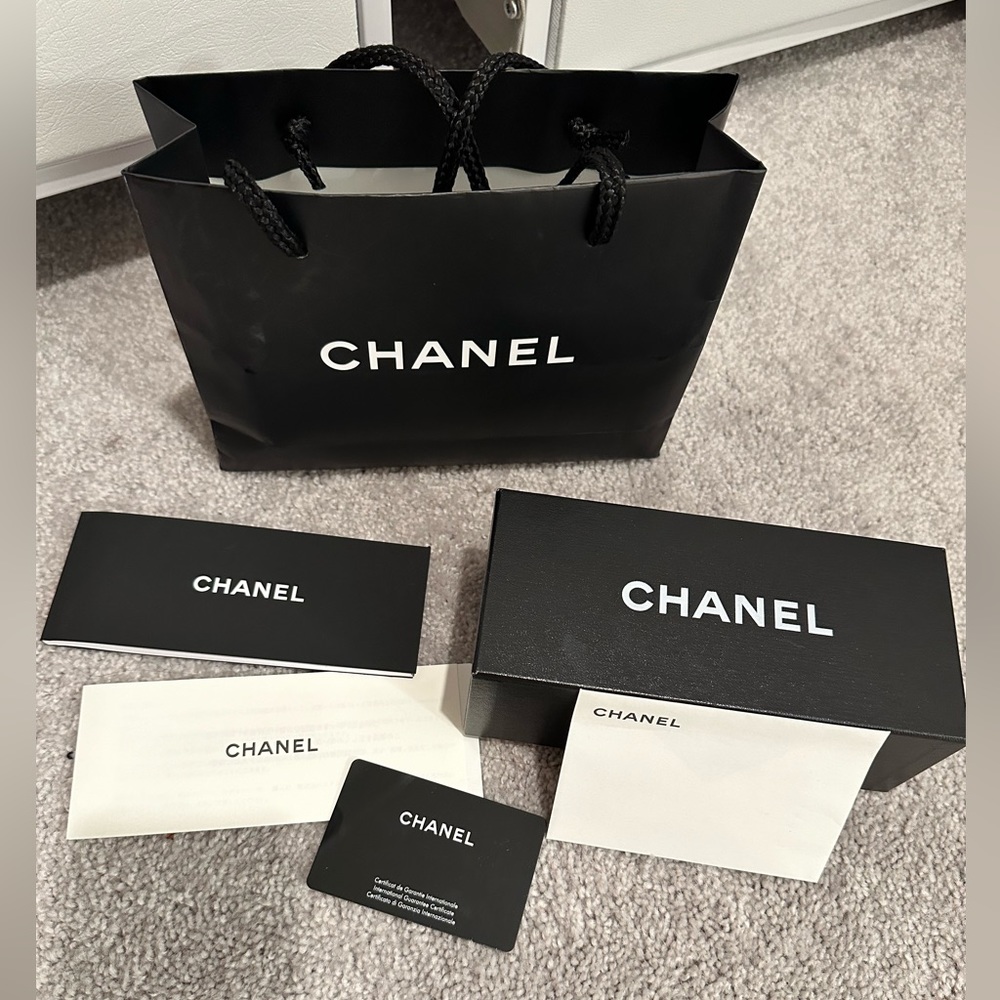 Chanel sunglasses box